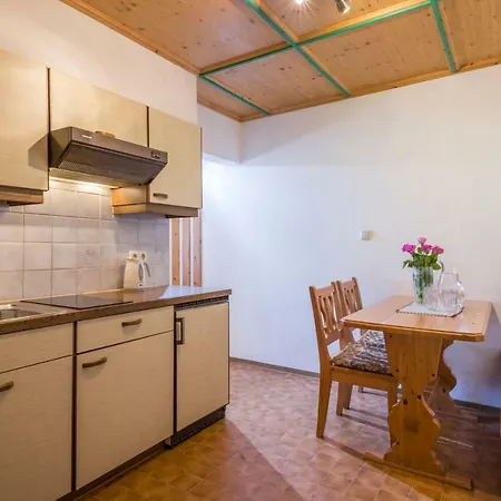 Steindlhof In Gasthof 2*